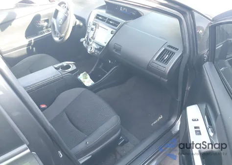 2017 Toyota Prius V Two z USA, uszkodzony, nr VIN JTDZN3EU2HJ070756